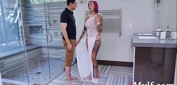  The Scent Of MILF- Anna Bell Peaks